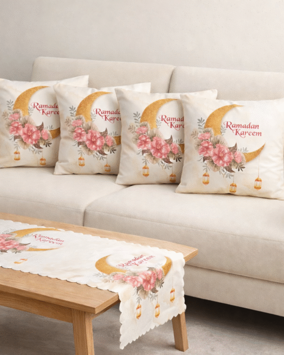 طقم رمضاني مكون من رنر مع 4 غلاف مخدة