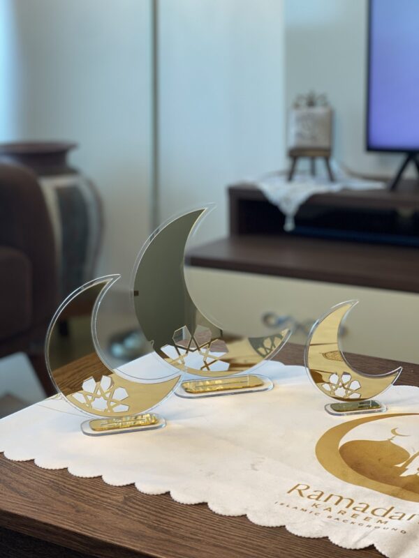 طقم هلال رمضاني أكريليك من ثلاث قطع - Image 2