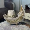 هلال مع طربوش من المخمل المطرز يدوي الصنع 
لون بيج - Image 3