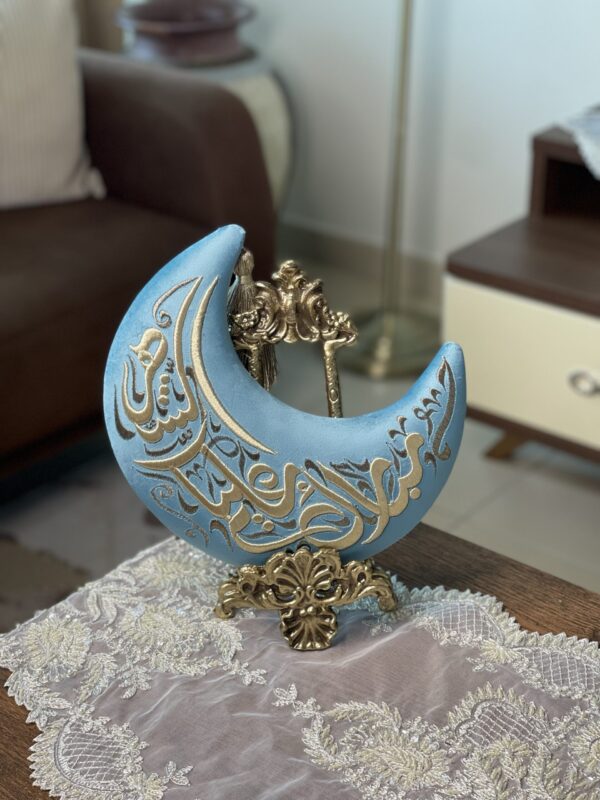 ستاند مع هلال كتابة مبارك عليكم الشهر - Image 7